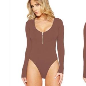 Brown scoop neck zipper bodysuit